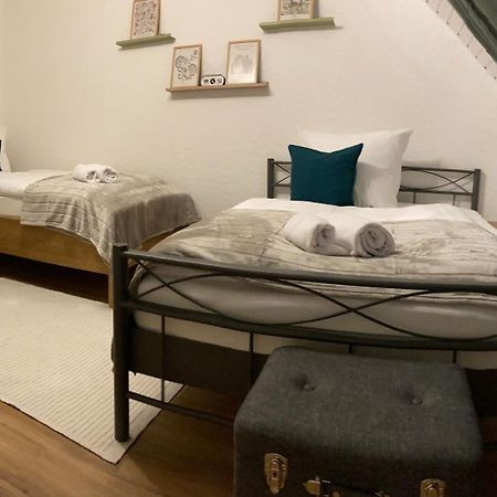Anjas Appartement I Zentral I 81 Qm Stilvolle Geraeumige Wohnung I Parkplaetze Vorhanden Оснабрюк Экстерьер фото